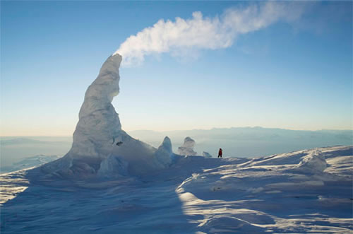 vulcano-erebus-polo-sud-torre-di-ghiaccio.jpg