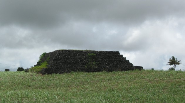05-piramidi-mauritius.jpg