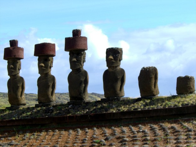 moai-isola-di-pasqua.jpg