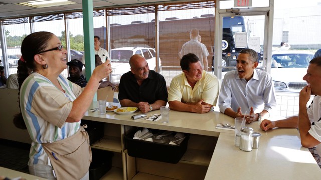 Obama-in-Anns-Restaurant-in-Akron-Ohio-jpg.jpg